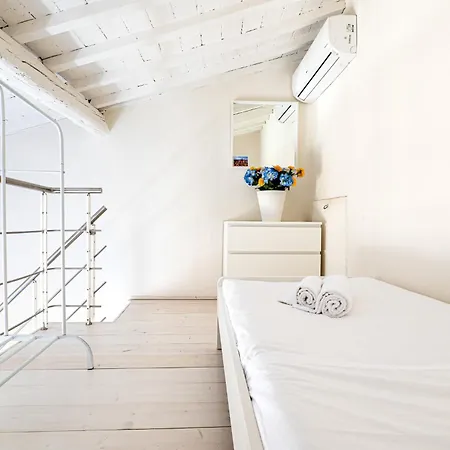 Apartment San Niccolo Per 7, 10 Min From Ponte Vecchio, Ac E Wi-fi