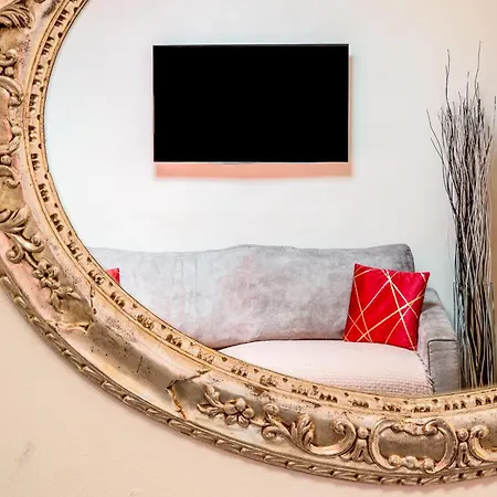 Apartment San Niccolo Per 7, 10 Min From Ponte Vecchio, Ac E Wi-fi Florence